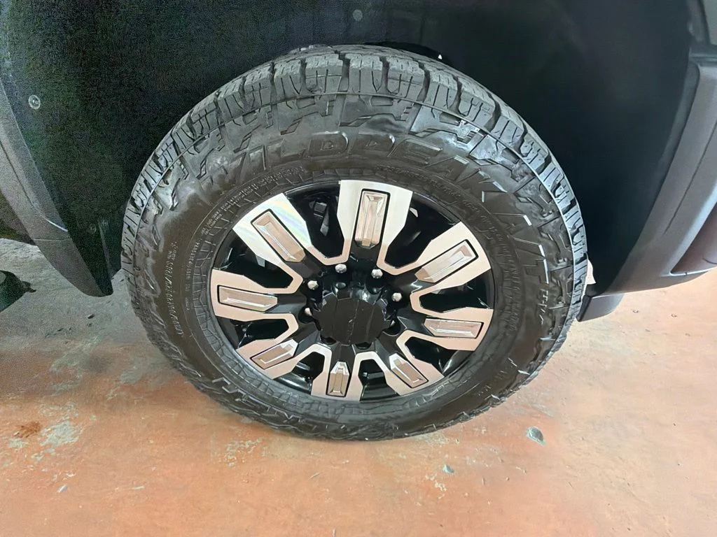 Used 2025 Titanium Rush Metallic GMC Denali image 10