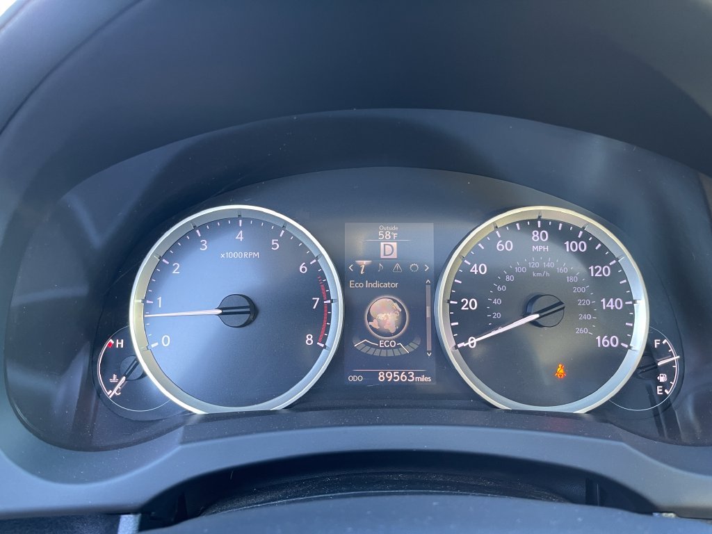 Used 2016 Silver Lexus 300 image 5