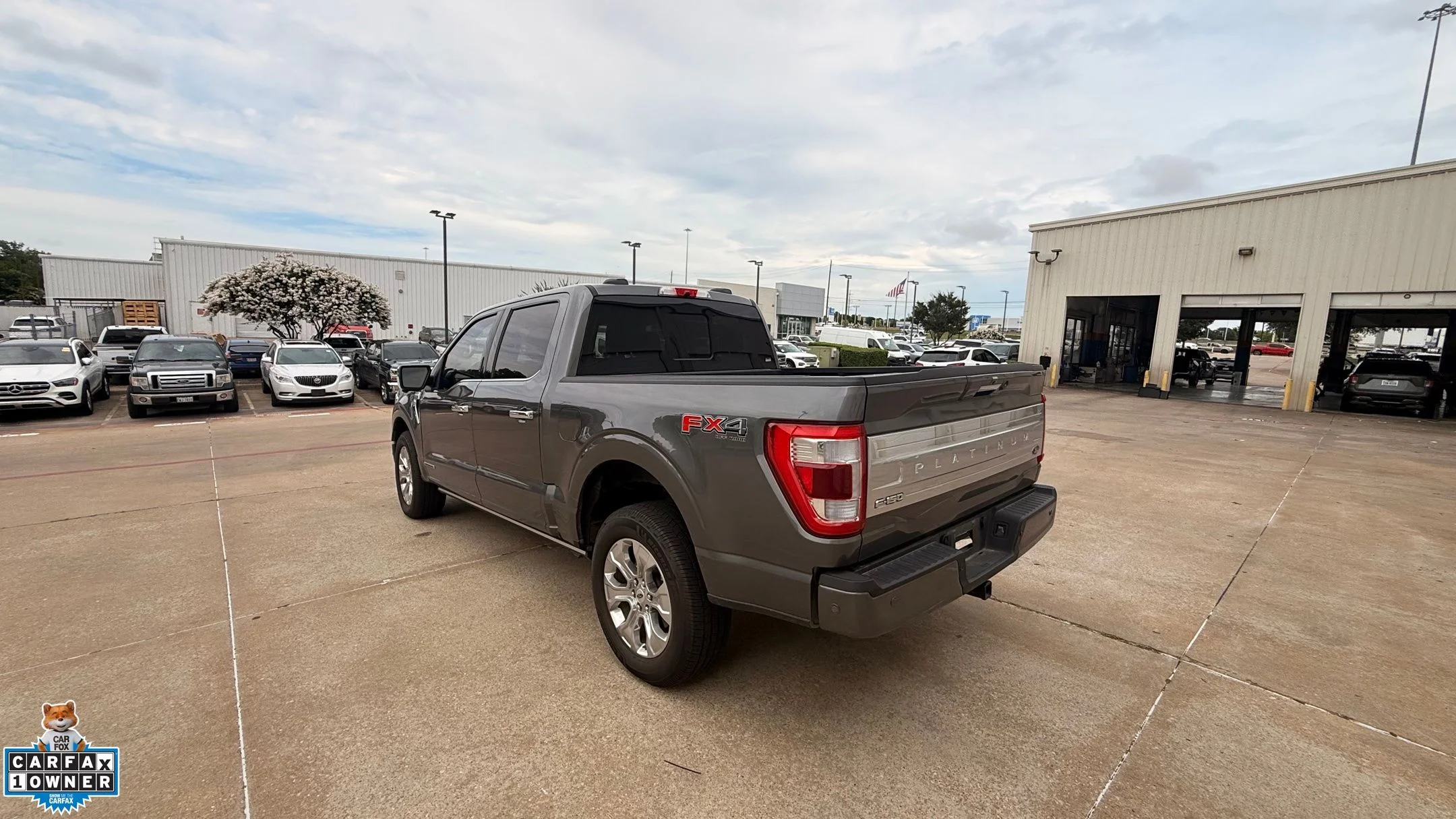 Used 2023 Gray Ford Platinum image 8