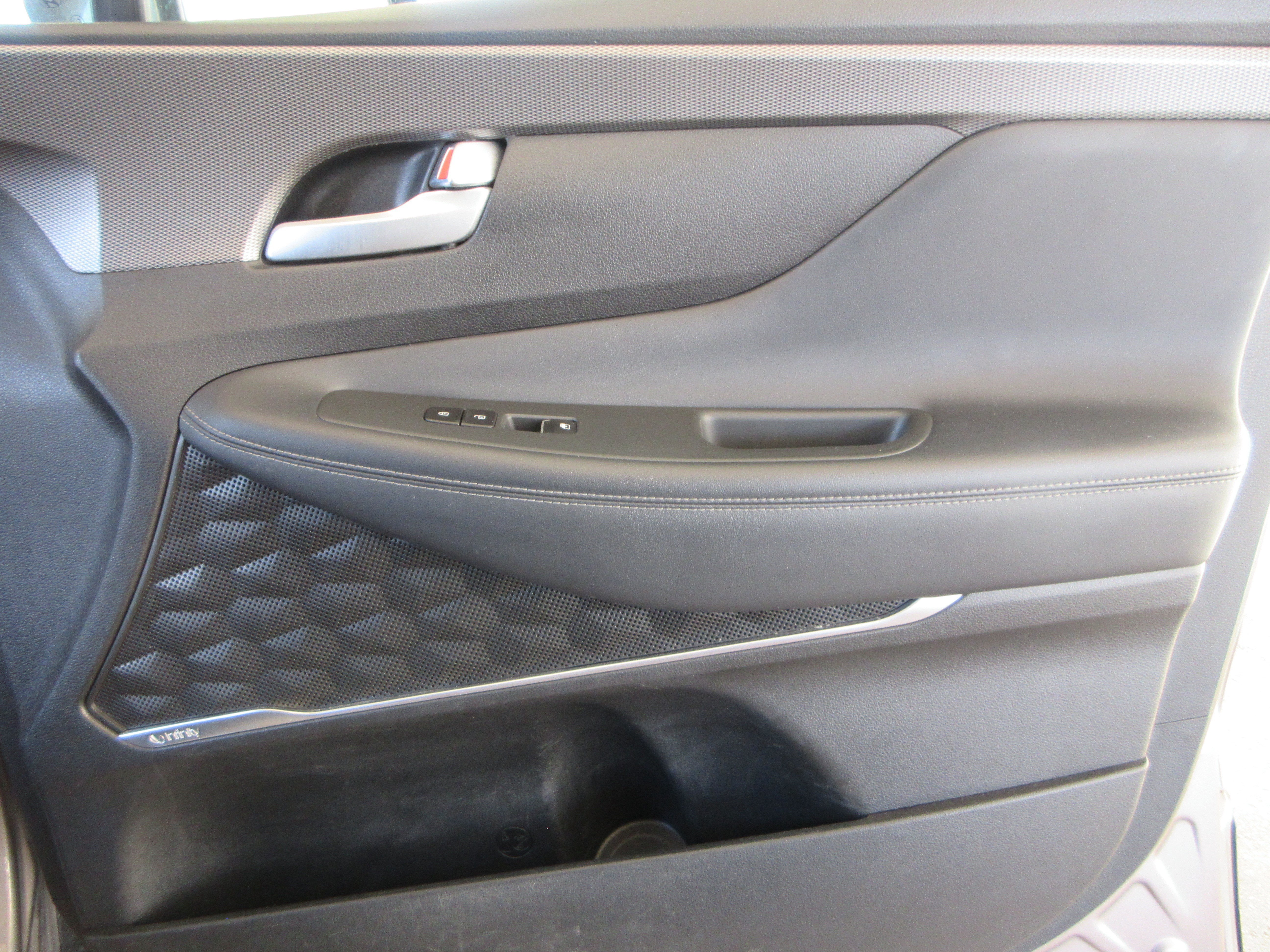 Used 2019 Earthy Bronze Hyundai Limited image 26