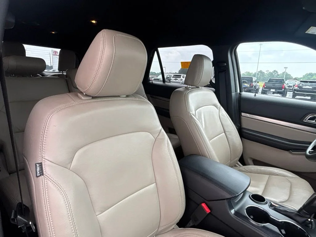 Used 2018 White Ford XLT image 18