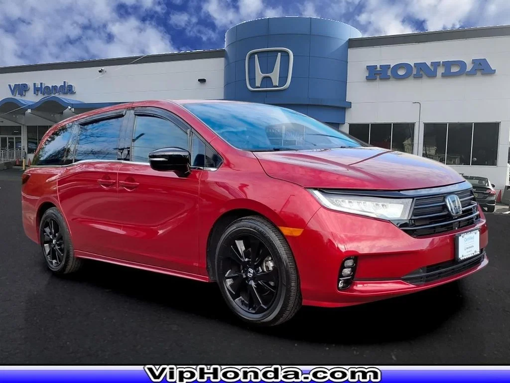 2023 Honda Odyssey SPORT's photo