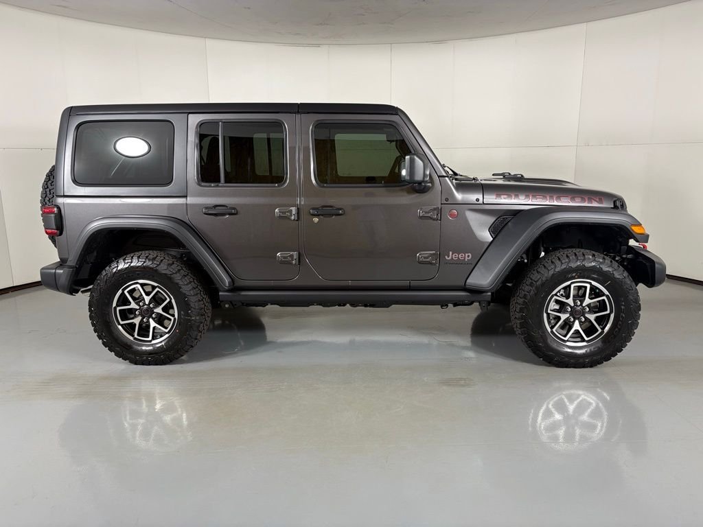 New 2026 Granite Crystal Metallic Clear-Coat Exterior Paint Jeep Rubicon image 9