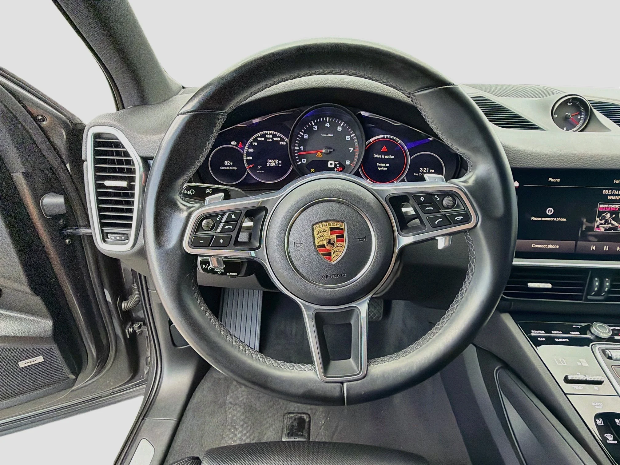 Used 2023 Chalk Porsche Platinum Edition image 38