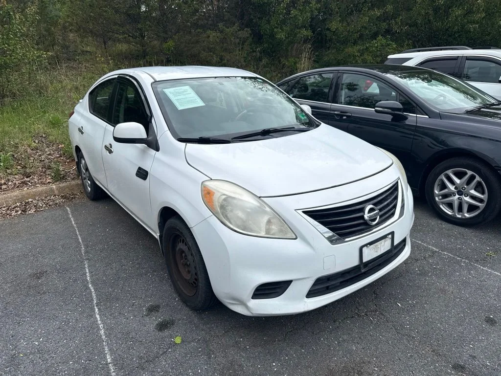 2013 Nissan Versa Sedan