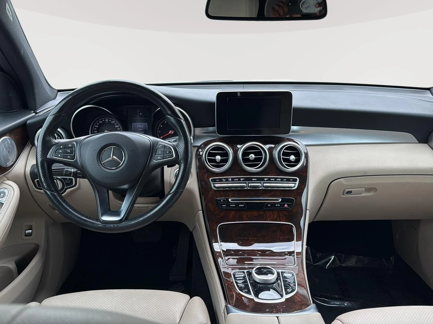 Used 2017 Black Mercedes-Benz GLC 300 4MATIC® SUV image 17