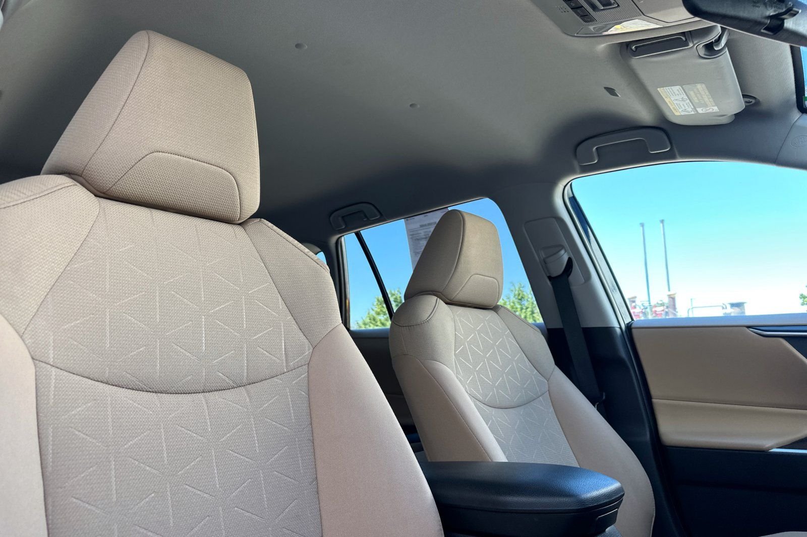 Used 2025 Black Toyota XLE image 17