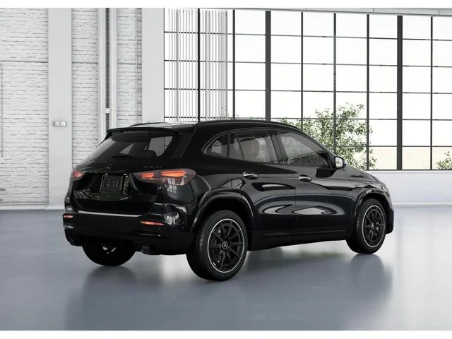 Used 2025 Black Mercedes-Benz GLA 35 AMG® image 24