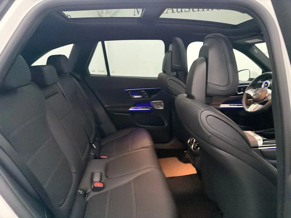 New 2027 White Mercedes-Benz GLC 300 image 69