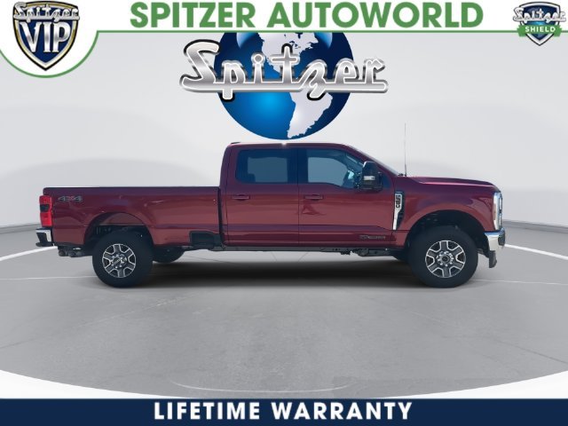 New 2026 Ruby Red Metallic Tinted Clearcoat Ford F-350® Lariat® image 17