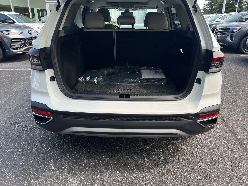 New 2026 White Volkswagen 1.5T SE image 15