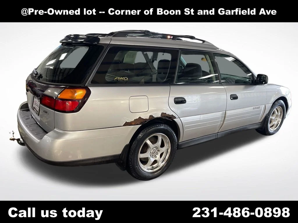 Used 2004 Silver Subaru 2.5 image 5