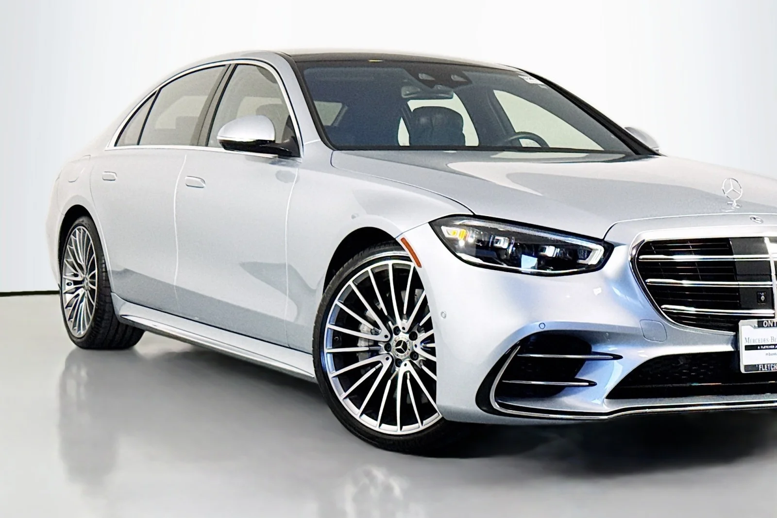 Certified Used 2023 Cirrus Silver Mercedes-Benz S 580 image 16