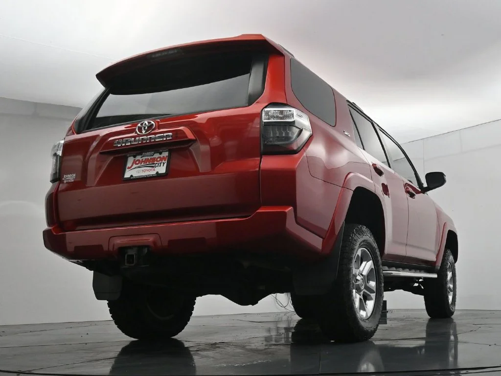 Used 2022 Red Toyota SR5 image 35