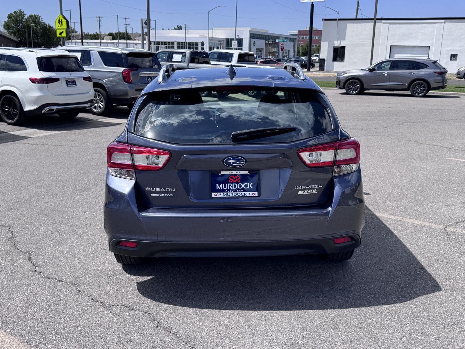 Used 2017 Ice Silver Metallic Subaru Premium image 5