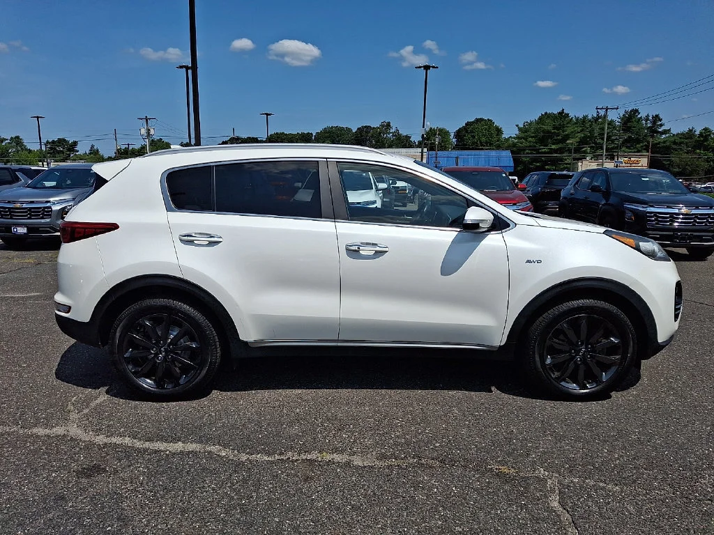 Used 2019 White Kia EX image 13