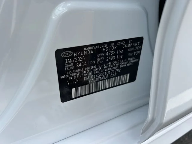 Used 2026 White Genesis 2.5T image 13