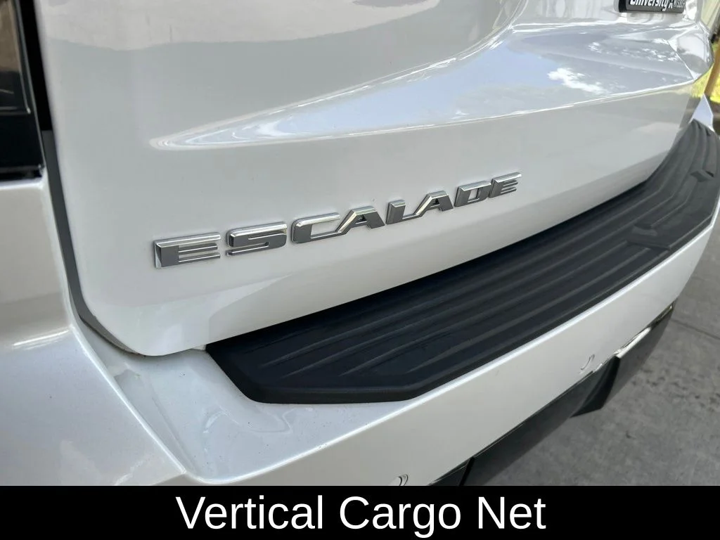 Used 2025 White Cadillac Sport Platinum image 27