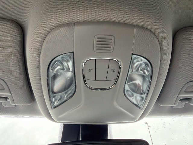 Used 2022 Laser Blue Pearlcoat Jeep Sport image 28