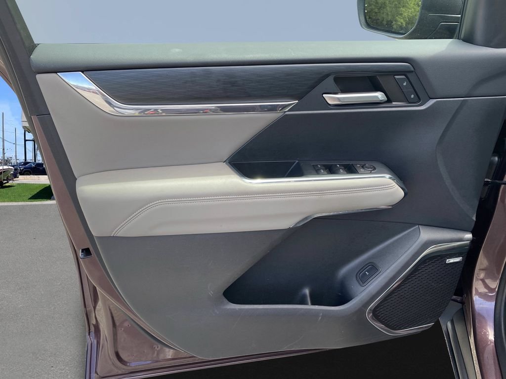 2024 GMC Acadia Elevation - Photo 17