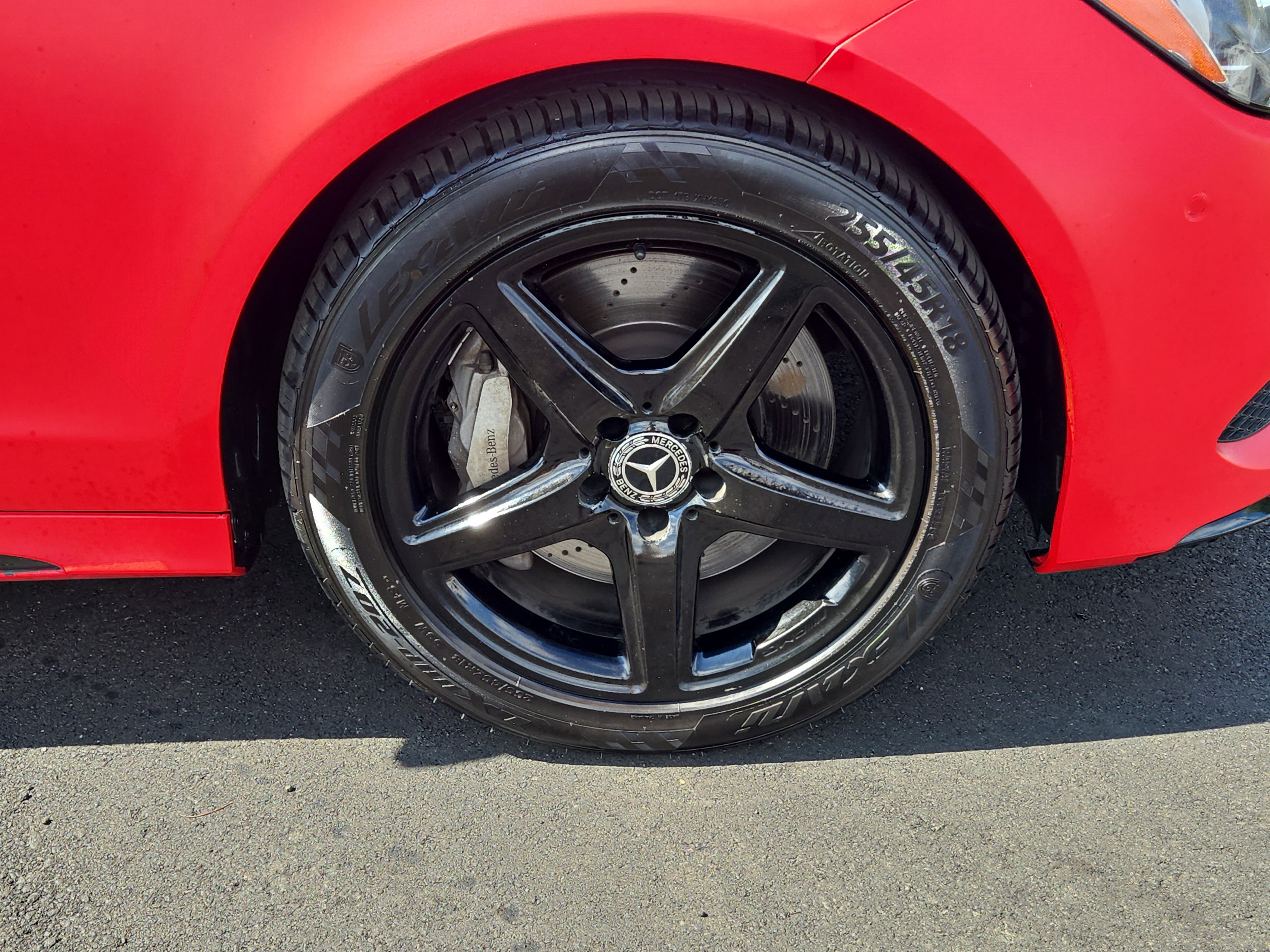 Used 2018 Red Mercedes-Benz 4MATIC® image 8