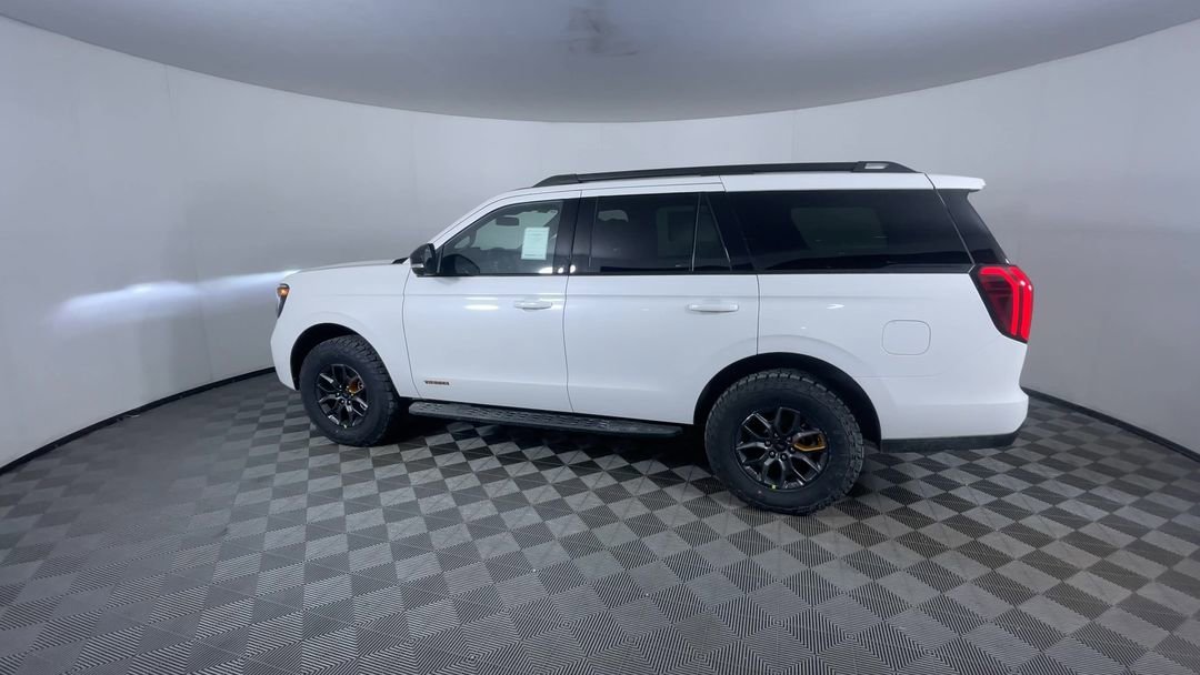 New 2026 Star White Metallic Tri-Coat Ford Tremor image 6