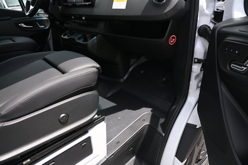 New 2026 Arctic White Mercedes-Benz Cargo 170 WB image 17