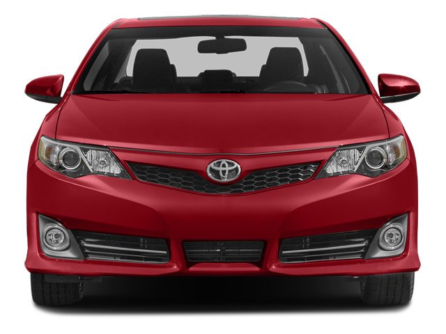 Used 2014 Classic Silver Metallic Toyota SE image 4