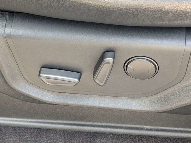 Used 2020 Black Ford Lariat image 21