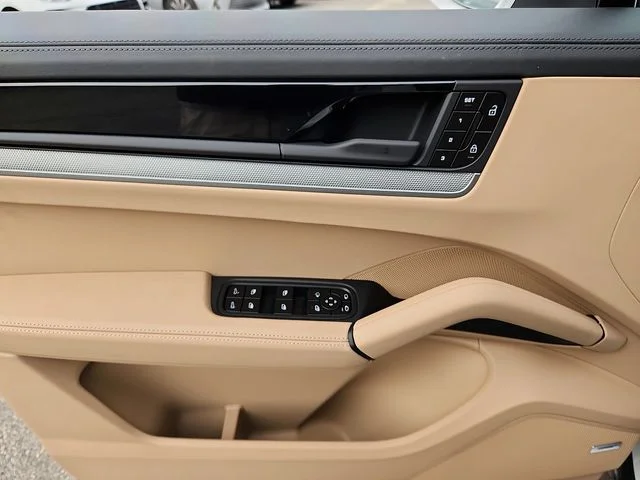 2026 Porsche Cayenne Coup Base - Photo 14
