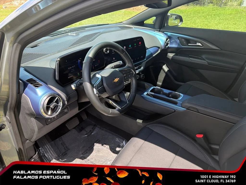 Used 2025 Sterling Gray Metallic Chevrolet LT image 16