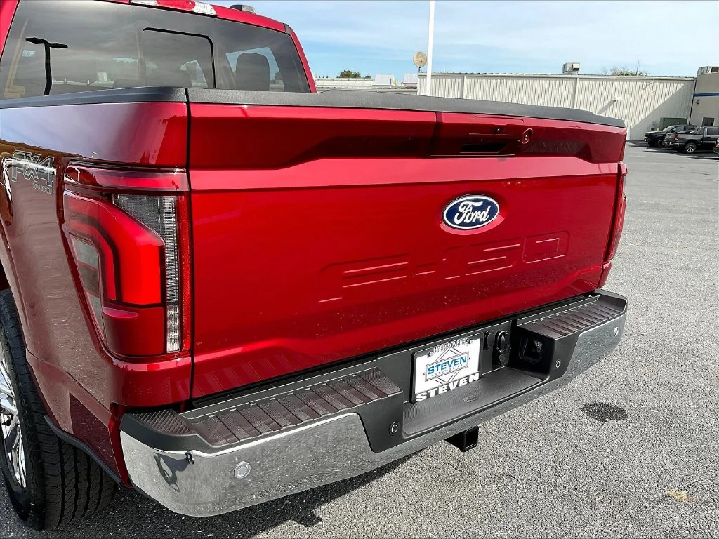 New 2026 Ruby Red Metallic Tinted Clearcoat Ford Lariat® image 9
