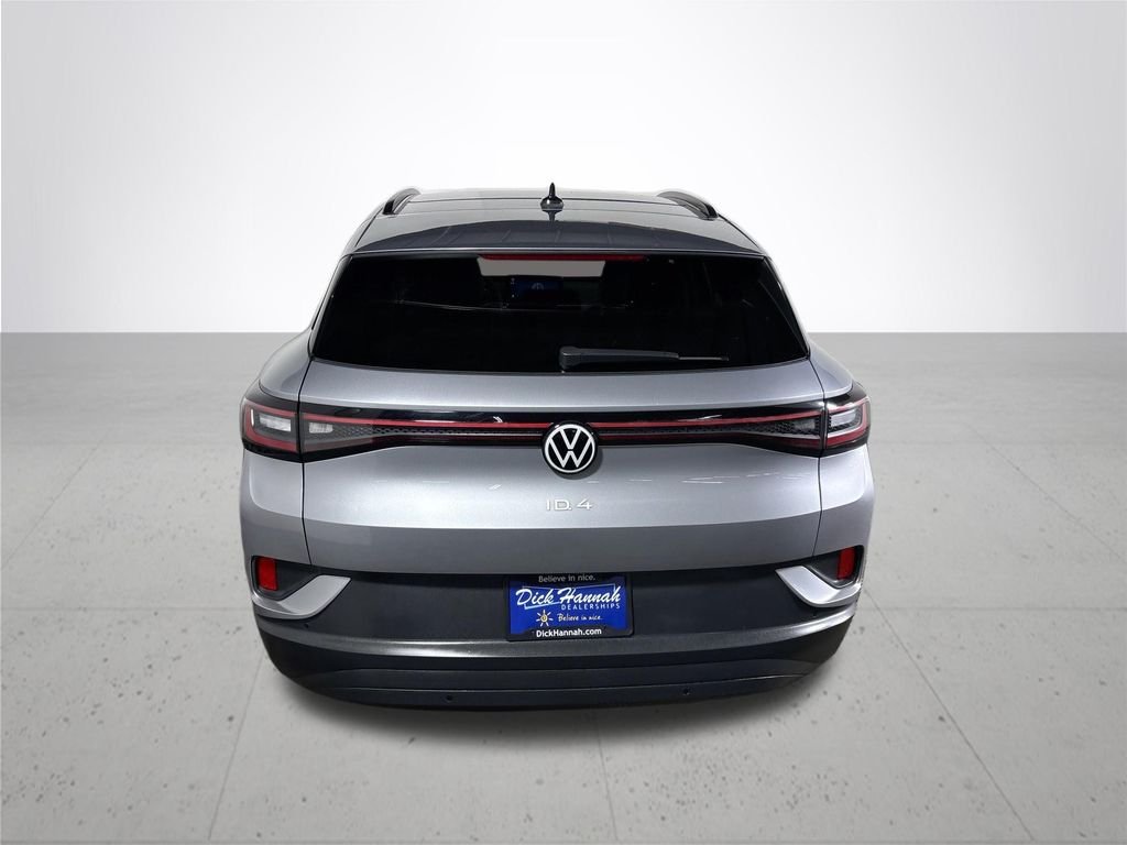 Certified Used 2023 Silver Mist Metallic Volkswagen Pro S image 9