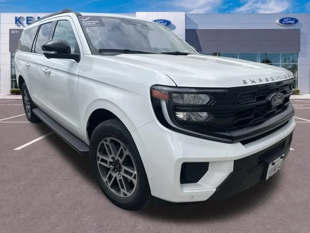 2025 Ford Expedition Max Active