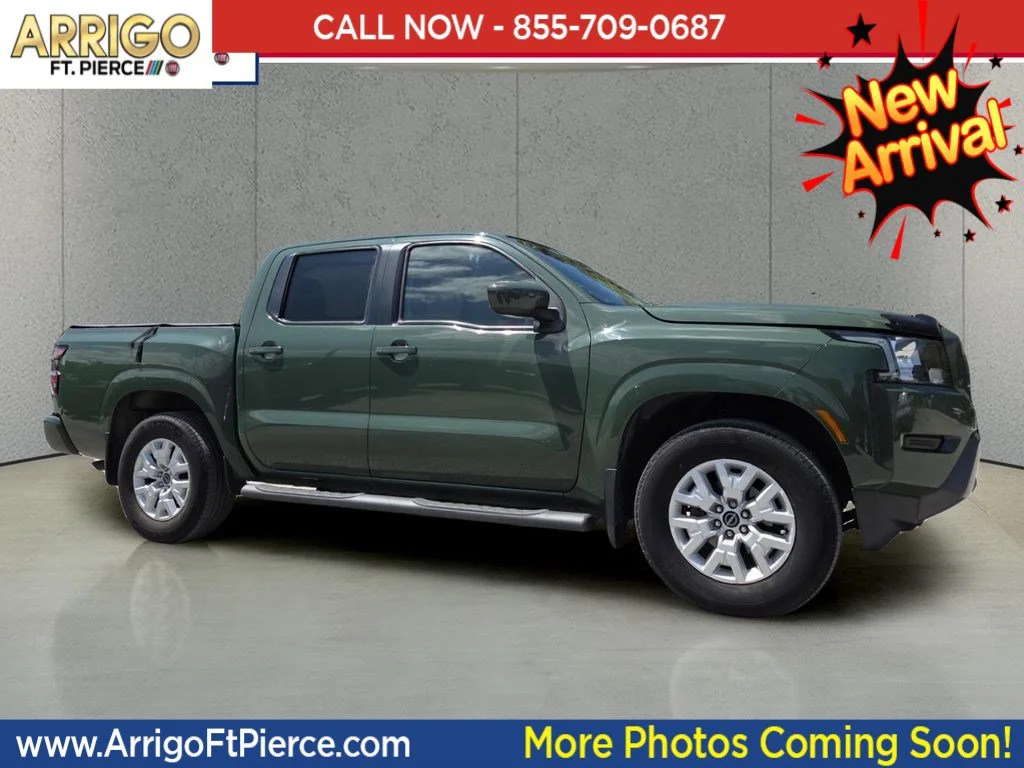 2022 Nissan Frontier SV Crew Cab 4X2 SWB's photo