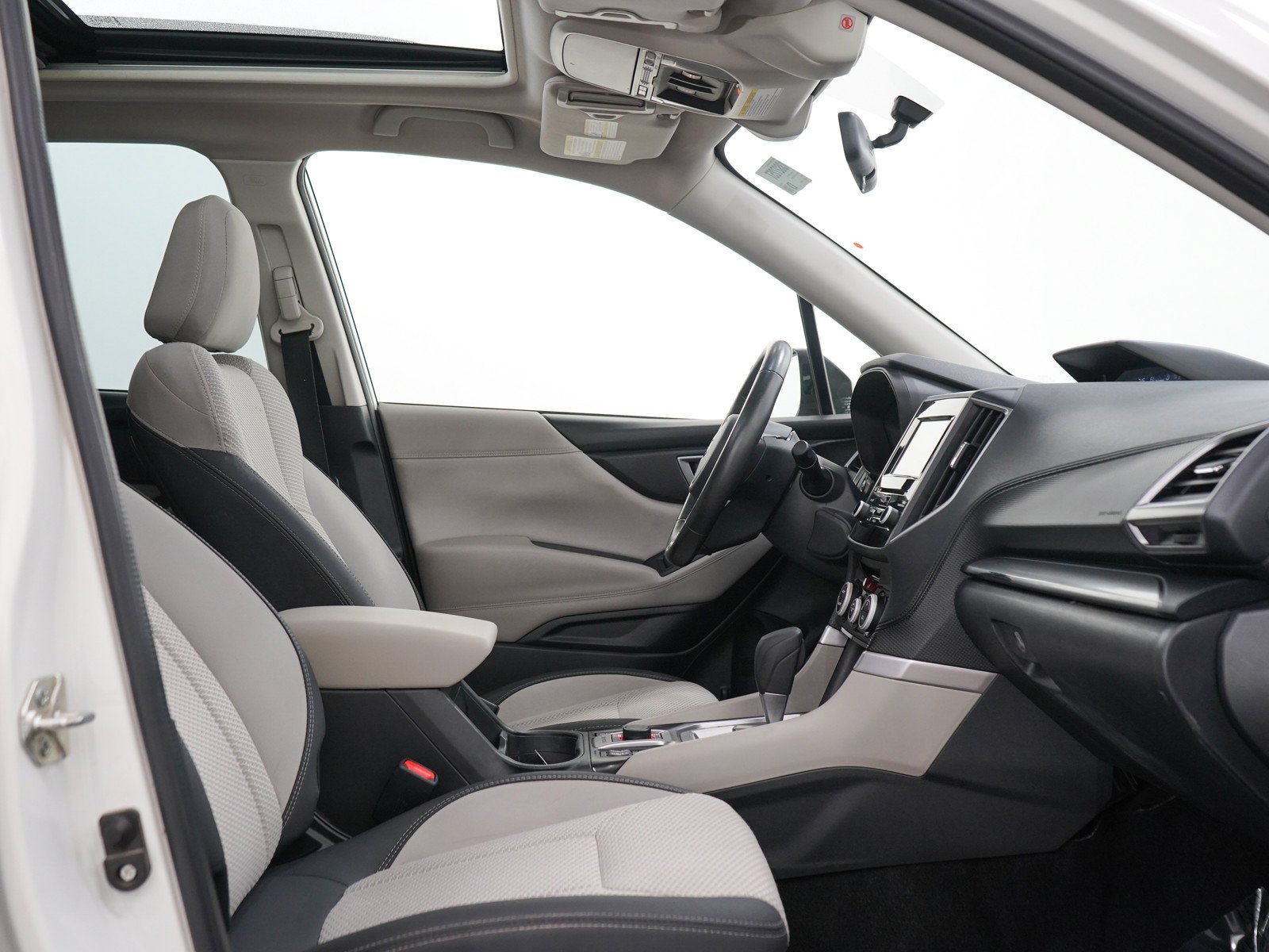 Used 2021 Crystal White Pearl Subaru Premium image 13