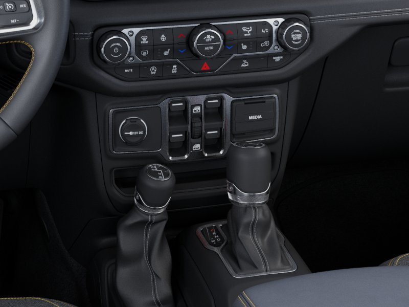 2025 Jeep Wrangler 4-Door Sahara - Photo 42