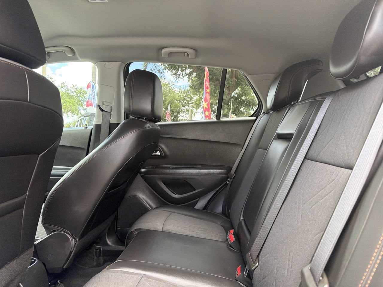 Used 2022 Silver Ice Metallic Chevrolet LT image 16