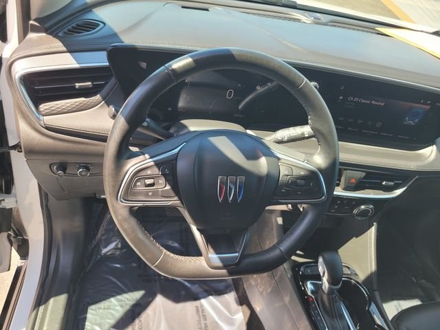 Used 2024 White Buick Sport Touring image 30