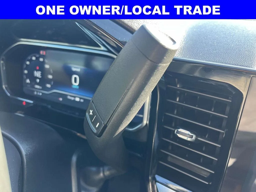 Used 2025 Sterling Gray Metallic Chevrolet High Country image 25