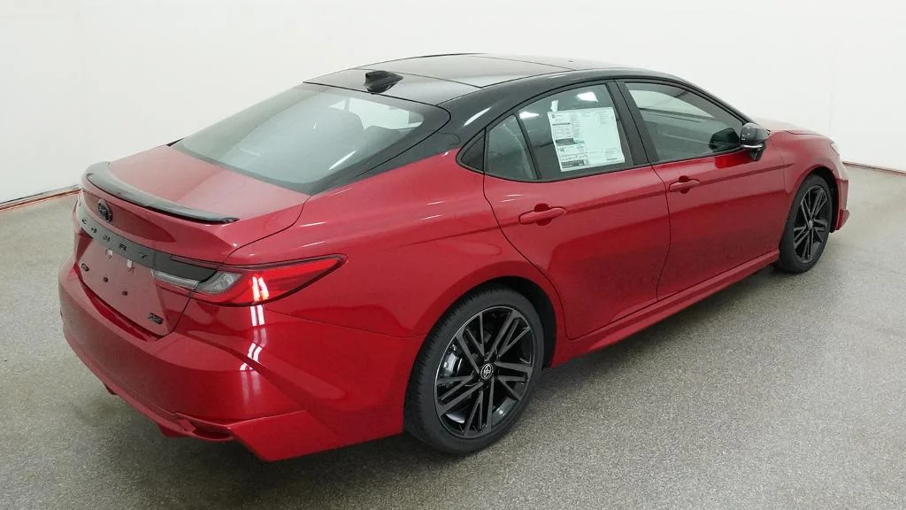 New 2026 Supersonic Red with Midnight Black Metallic roof Toyota XSE image 18