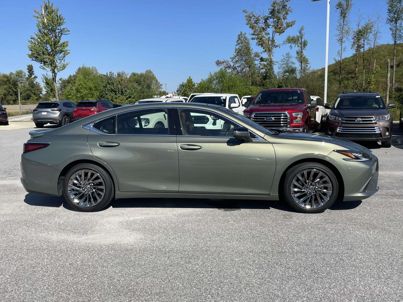 Used 2024 Sunlit Green Lexus Ultra Luxury image 28
