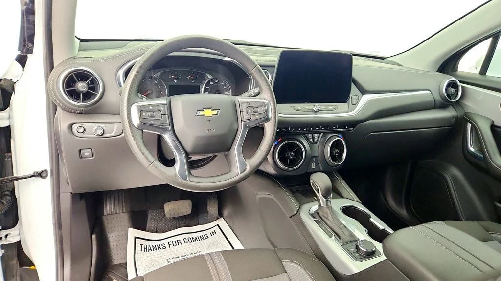 Used 2024 Summit White Chevrolet FWD 4dr 2LT Cloth w/ Convenience & Driver Confidence Pkgs image 13