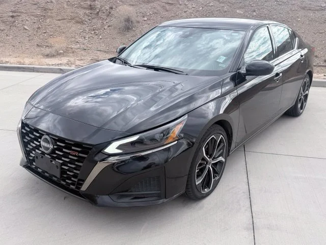 2025 Nissan Altima SR