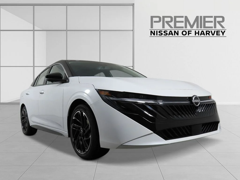 New 2026 Aspen White TriCoat / Super Black Two-tone Nissan SR image 7