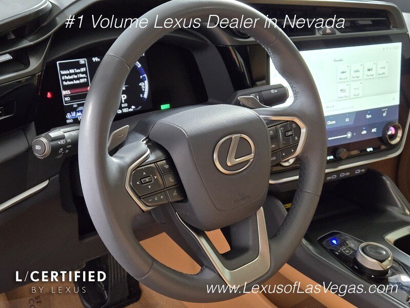 Certified Used 2024 Iridium Lexus PREMIUM image 31