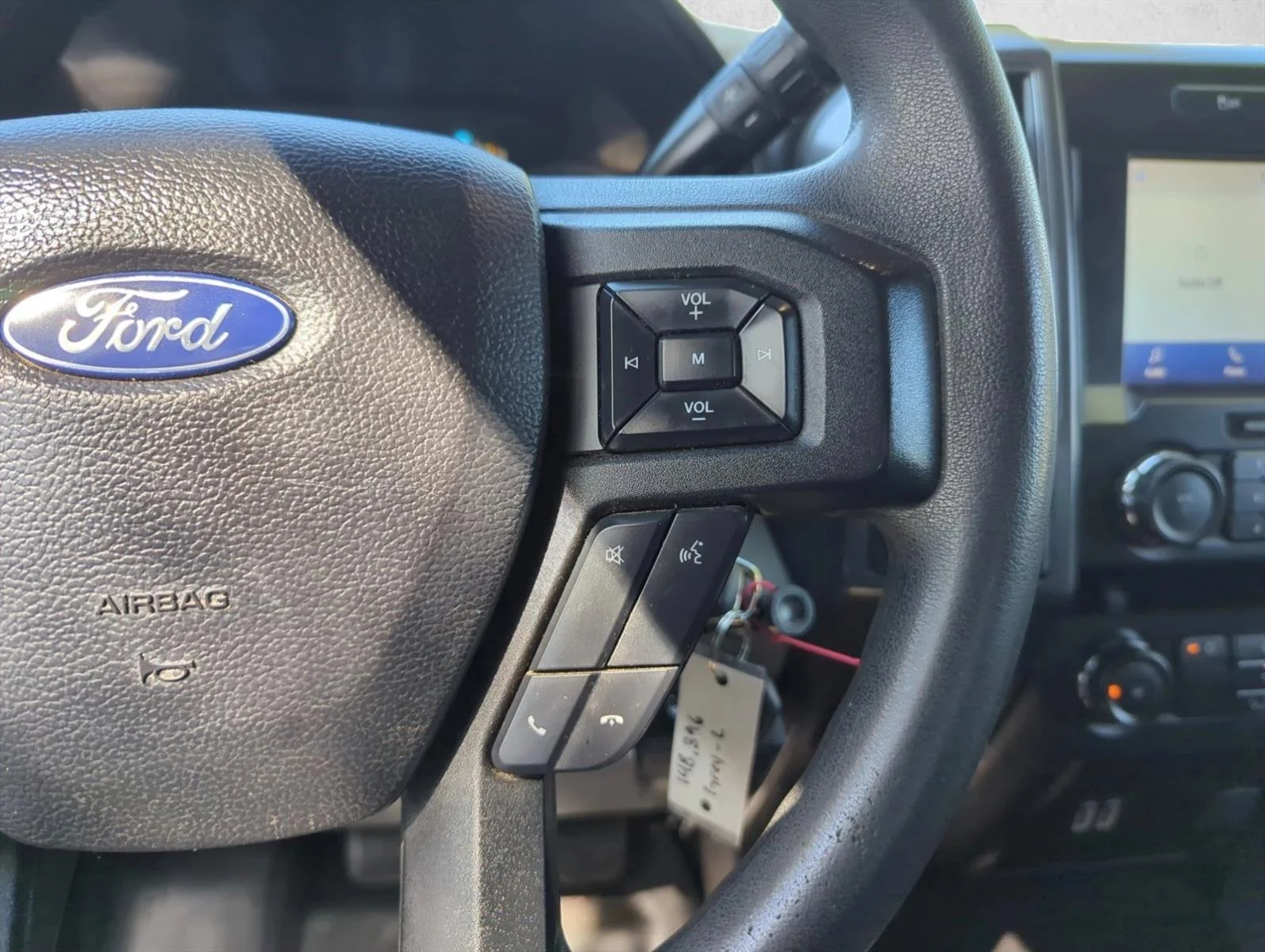 Used 2020 Oxford White Ford XLT image 19