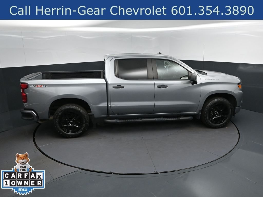 Used 2023 Gray Chevrolet Custom image 36