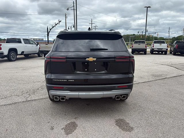 2026 Chevrolet Traverse LT - Photo 4