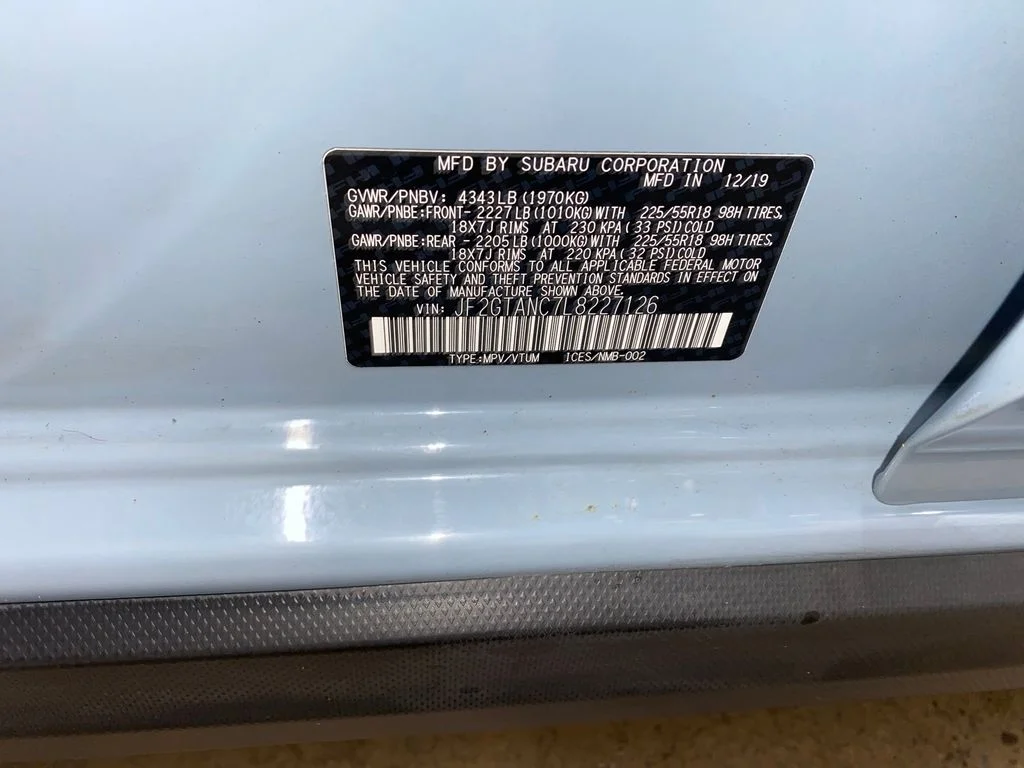 Used 2020 Gray Subaru Limited image 29